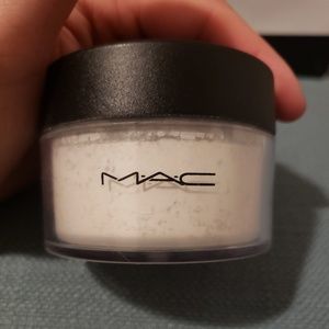 MAC Pro Setting Powder